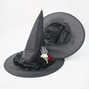 Halloween Hexenhut mit Totenkopf Skelett und Rosen für gruselige Party Kostüm Accessoires.