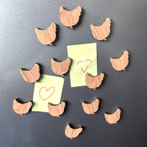 Wooden chicken fridge magnets set, cute animal memo holders for kitchen whiteboard decoration.