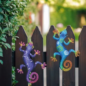 Metal gecko wall art for outdoor garden fence hanging decor glitter lizard sculpture