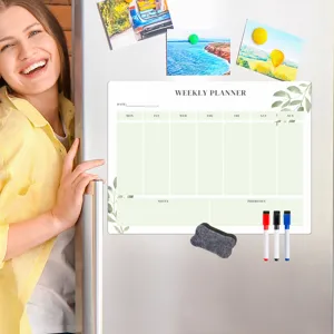 Magnetischer Wochenplaner für den Kühlschrank mit abwischbaren Stiften und Notizfeld.