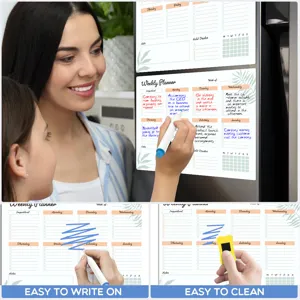Magnetischer Wochenplaner für den Kühlschrank, abwischbarer Kalender mit Stift.
