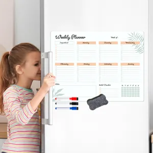 Magnetischer Wochenplaner für den Kühlschrank, trocken abwischbare Kalendertafel mit Stiften.
