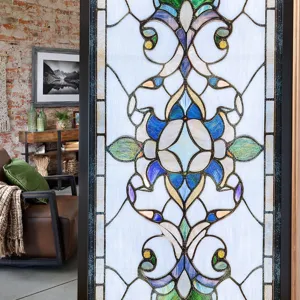 Viktorianischer Stil Buntglas Fensterfolie dekorativer Aufkleber mit Vintage Muster.