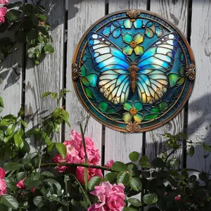 Placa de pared de metal con mariposa azul estilo vidriera para decoración de jardín exterior.