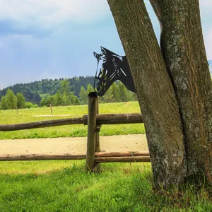 Black metal horse tree peeping silhouette garden art outdoor yard decoration ornament