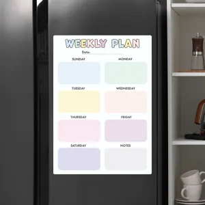 Magnetischer Wochenplaner für den Kühlschrank mit bunten Tagesnotizbereichen für Notizen.