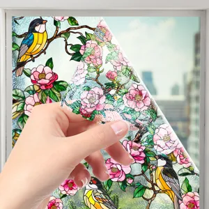 Film décoratif électrostatique pour vitre avec beau motif d'oiseaux et de fleurs.