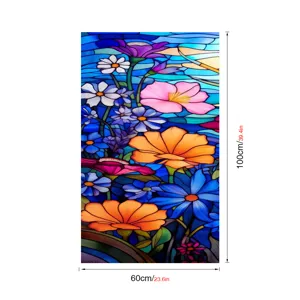 Détail de film pour fenêtre en verre coloré avec motif floral et dimensions précises.