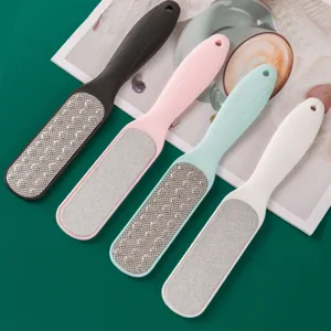 Grande set di lima per piedi a doppia faccia per la rimozione di calli e pelle morta.