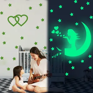 Stickers muraux luminescents lune et étoiles phosphorescents pour décoration chambre enfant.