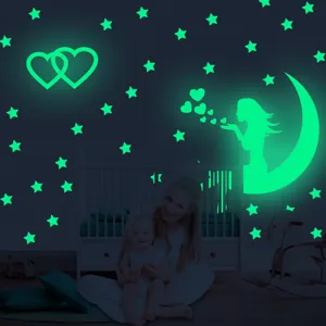 Autocollants muraux lumineux lune etoiles coeur decalcomanies phosphorescentes