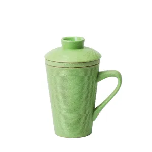 Tazza da te in ceramica verde con infusore coperchio manico tazza da ufficio strutturata