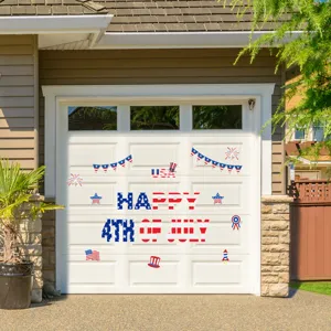 Dettaglio dell'adesivo magnetico per porta del garage del Giorno dell'Indipendenza USA.