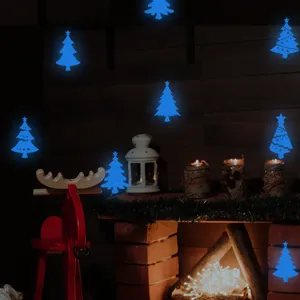 Adesivi murali albero di natale blu luminoso decorazione festa vista dettagliata.