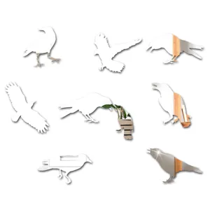 Acrylic raven mirror wall stickers, 3D self-adhesive spooky crow decor for Halloween party.