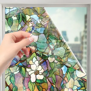 Film pour fenêtre en verre teinté style Tiffany autocollant décoratif détail de maison.