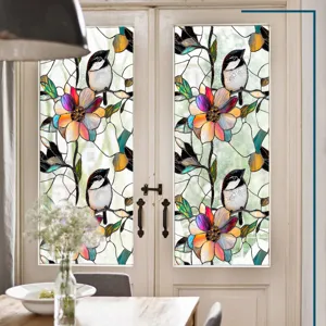 Film pour fenetre en vitrail avec motif floral et oiseau pour decoration de porte en verre.