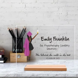 Gepersonaliseerde acryl plaquette voor afstuderen bureau decoratie cadeautje voor meisjes.