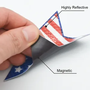 Magnetische reflecterende autosticker met VS sterrenontwerp voor feestelijke decoratie.