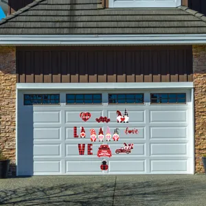 Autocollants aimantés pour porte de garage Saint-Valentin gnomes et cœurs décor.