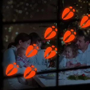 Dettaglio scena adesivo murale impronta di cervo di Natale, effetto decoro festa.