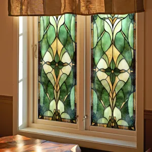 Gedetailleerd uitzicht op glasvezelraamfolie in vintage paleisstijl, decoratieve sticker.