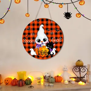 Halloween Holz Hängeschild mit süßem Geist und schwarzer Katze für Wanddekoration.