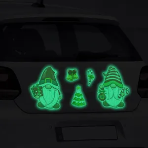 Adesivi per auto gnomo di Natale luminosi decalcomanie festive riflettenti per finestrini