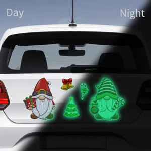 Adesivo per auto luminoso con gnomo di Natale decalcomania riflettente decorazione