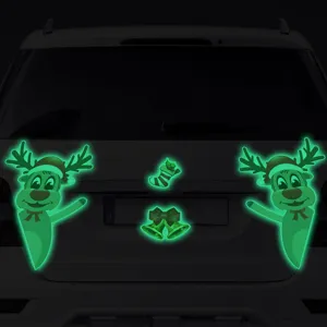 Adesivi per auto di Natale riflettenti luminosi, simpatiche renne e campanelle per decorazione.