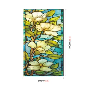 Film pour fenêtre en vitrail décoratif avec élégantes fleurs de magnolia blanches et feuilles.