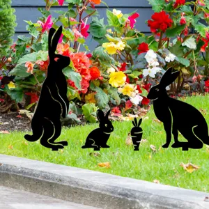 Piquets de jardin lapin de Pâques et carotte en acrylique noir pour la pelouse extérieure.