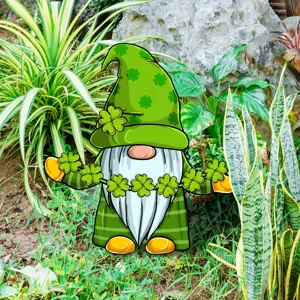 St Patrick Day gnome acrylic yard stake outdoor garden decoration clover detail view