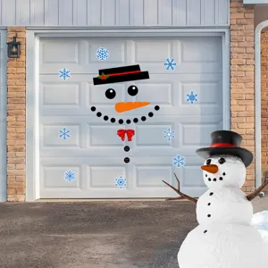 Detailansicht der weihnachtlichen magnetischen Garagentor Schneemann Aufkleber festliche Deko.