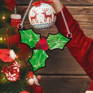 Ornement suspendu de feuille de houx de Noël avec chaîne déco d'arbre de fête accessoire