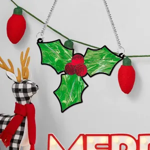 Belle décoration suspendue de houx de Noël en acrylique pour la maison et le salon