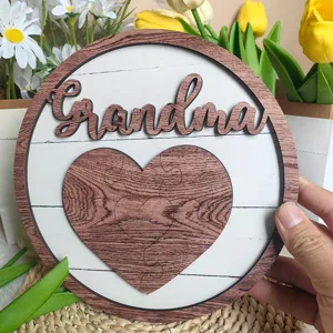 Wooden Grandma table sign, heart puzzle plaque for Mother's Day home decoration.