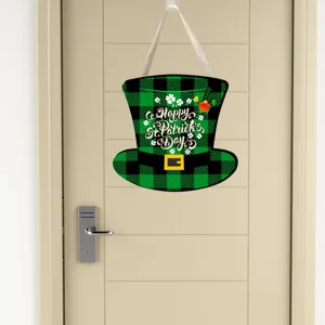 Panneau suspendu en bois Saint-Patrick chapeau haut-de-forme carreaux vert déco porte