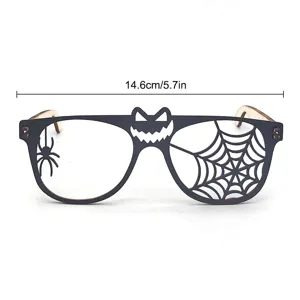 Halloween Holzbrille Detailansicht, Spinnennetz und Kürbis Ausschnitt Design, Party Requisite.