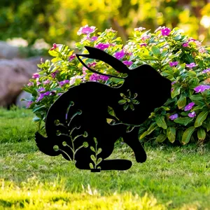 Piquet de jardin lapin de Pâques noir en acrylique avec découpe florale pour pelouse.