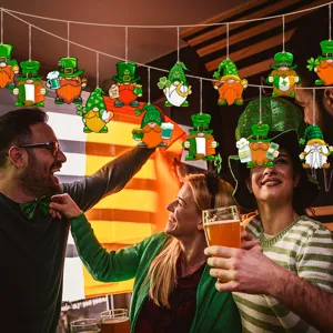 Ghiorlanda di Gnomi in Legno di San Patrizio Ornamenti Appesi Decorazione per Festa