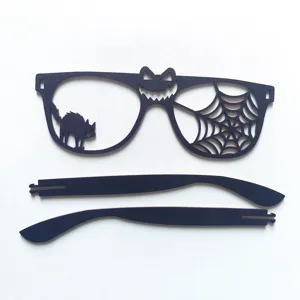 Halloween Holzbrille Fassung mit schwarzer Katze und Spinnennetz für Party Dekor.