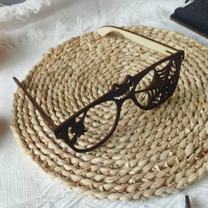 Halloween Holz Brille Spinnennetz Fledermaus Design festliche Party Dekoration Requisite