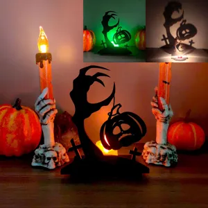 Set di portacandele LED in legno di Halloween con mani di scheletro e proiezione di zucca.