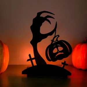 Decorazione da tavola in legno con portacandela e proiezione per la festa di Halloween