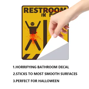 Halloween Horror WC Wandaufkleber Detailansicht mit blutigem Motiv zum Abziehen glatt ideal.