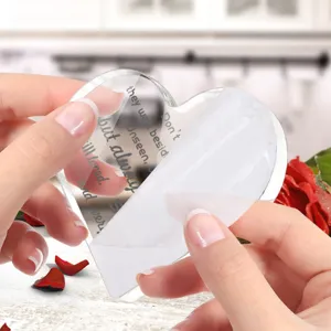 Transparant acryl hart ornament 1cm dik romantische tafeldecoratie met citaat cadeau