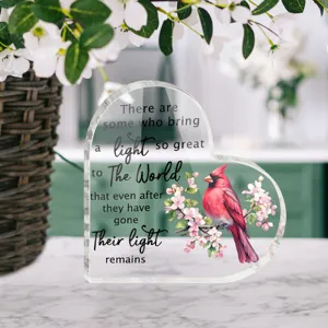 Acryl hart plaquette herdenkingscadeau met kardinaal vogel en inspirerend citaat.