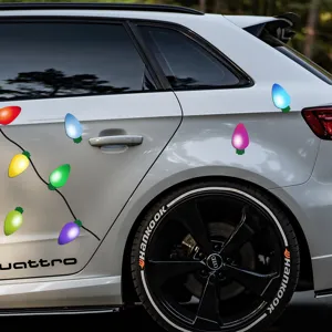 Noël magnétique voiture ampoule réfléchissante autocollant détail, décor véhicule.