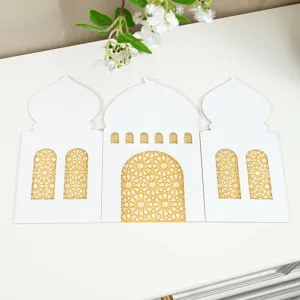 Décoration de table architecturale de mosquée islamique avec motif géométrique creux doré